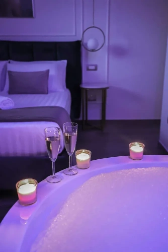 Luxury Double room with balcony and with city view