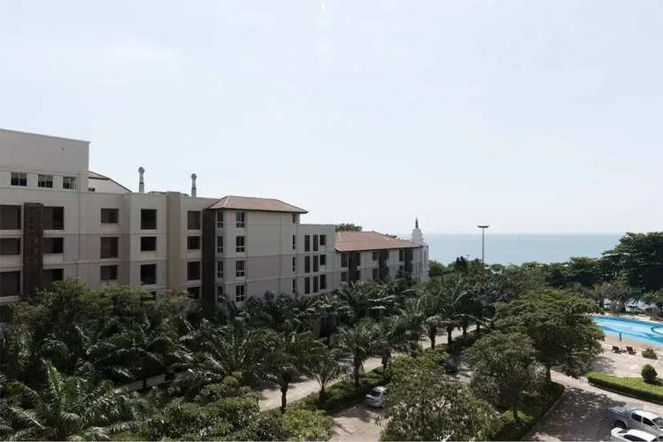 Studio with balcony