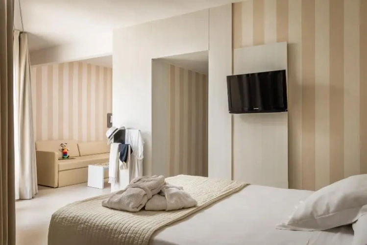 Standard Junior Suite with balcony
