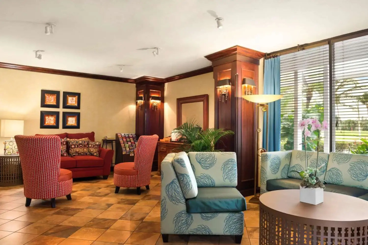Collins Hotel Naples