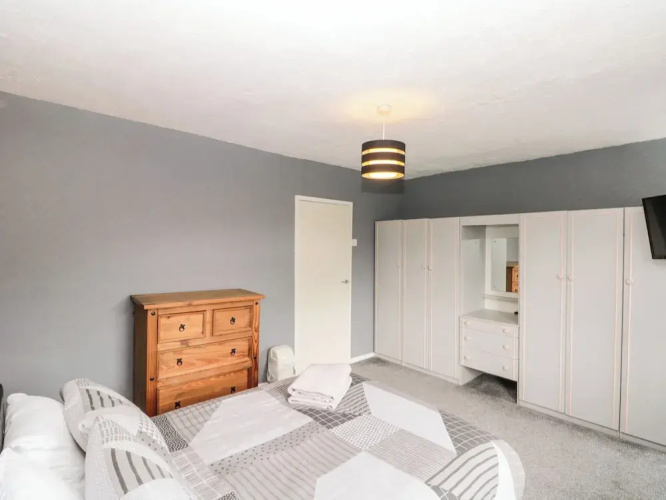 White Rose Apartment