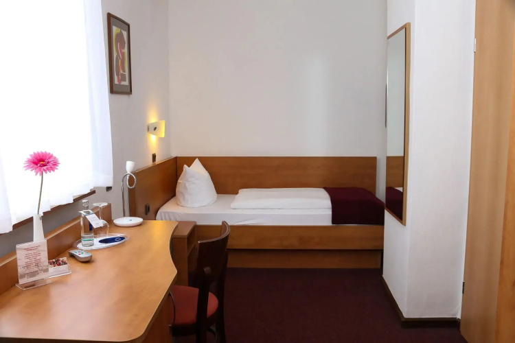 City Hotel Journal