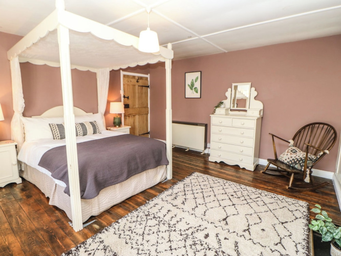 Englewood Cottage