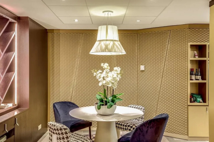 Mercure Paris Arc de Triomphe Etoile