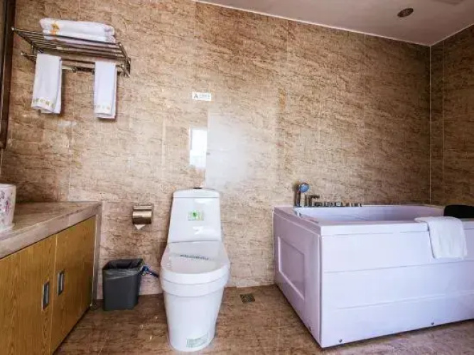 Rongxin Holiday Hotel