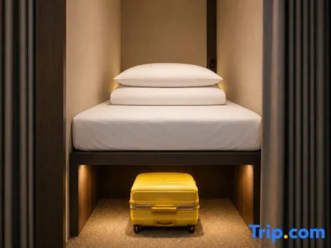 Bed in Dorm (female dorm)