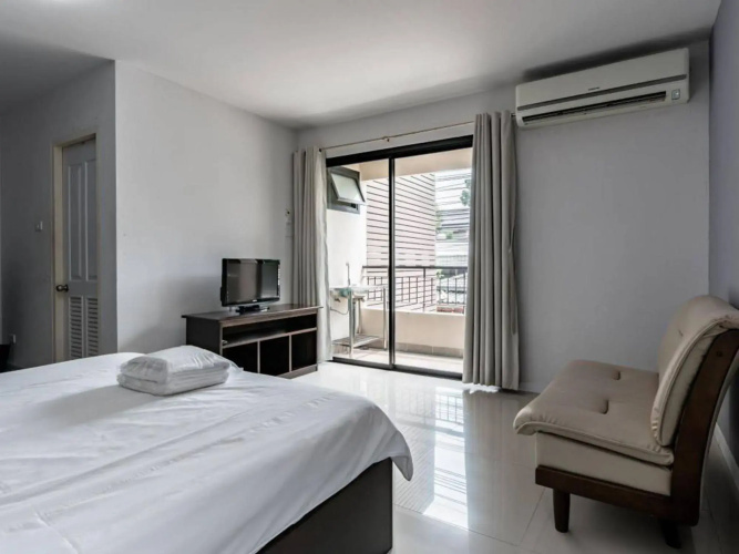 Double Two at Sathorn