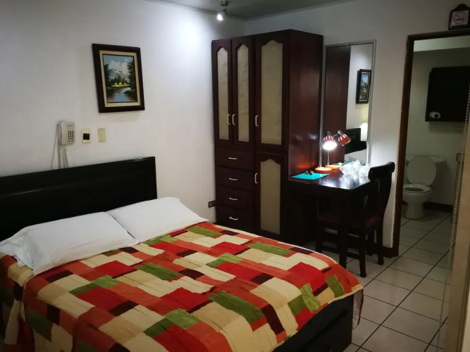 Hotel Hojarascas