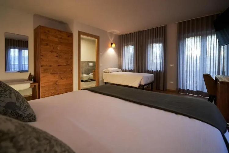 Pennar Hotel