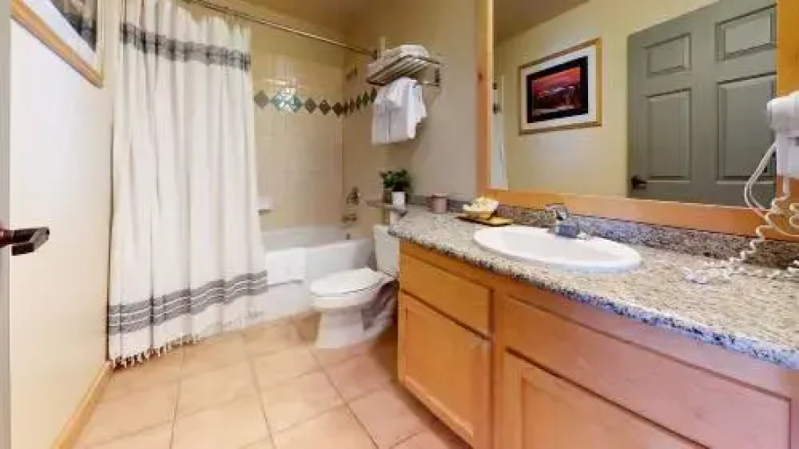 Sunstone #214 Condo
