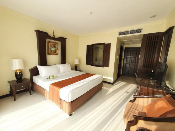 Executive Suite