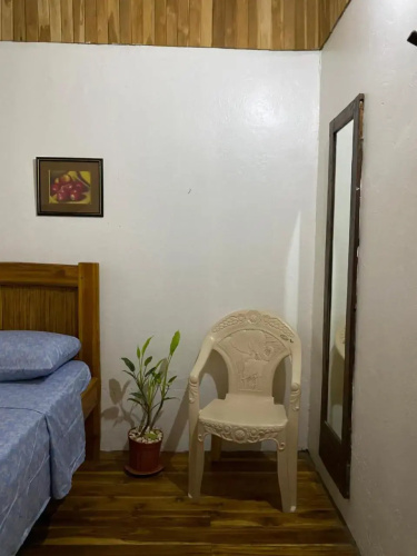 Mauras Tropical Mini Hostel