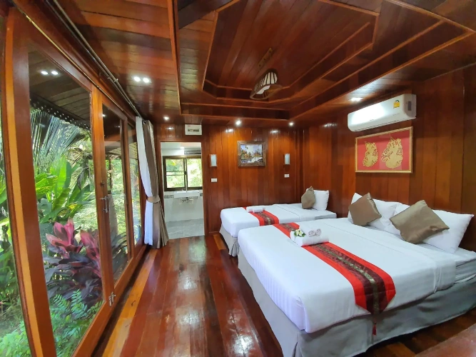 Deluxe Triple room