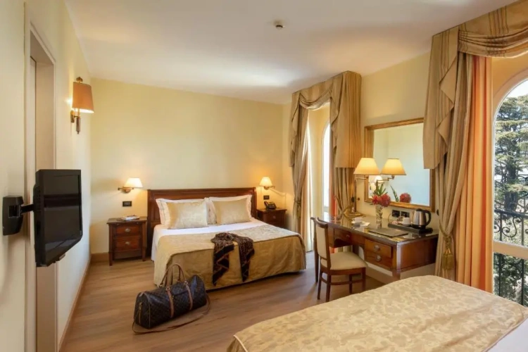 Superior Quadruple room