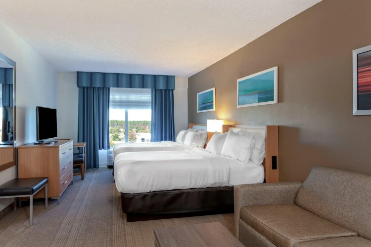 Quadruple Suite