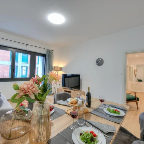 2 Bedrooms Twin Family Apartment