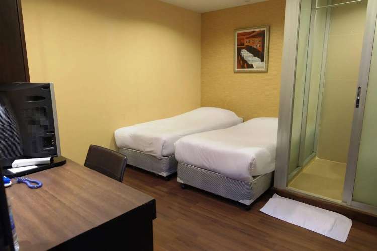Take A Rest Hotel
