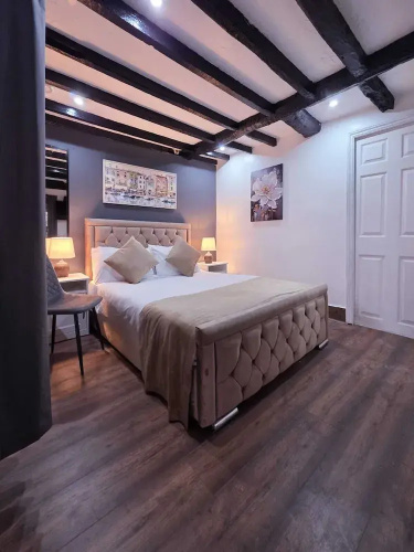 The Courtyard Lodge