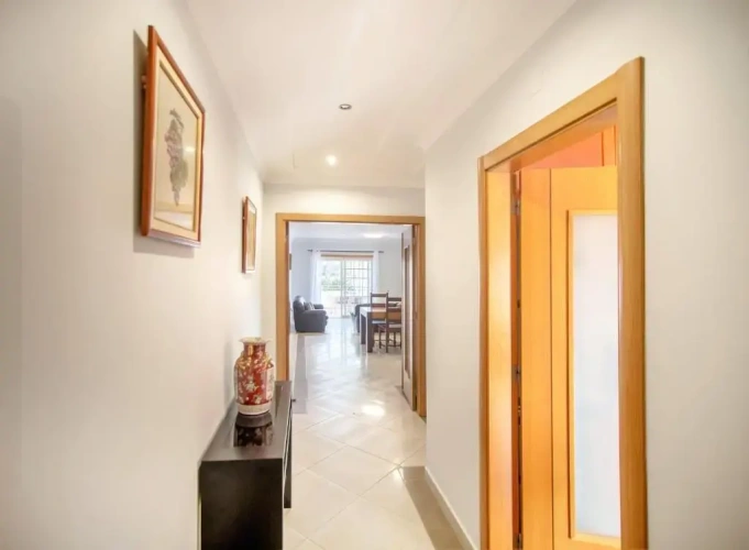 2 Bedrooms Villa