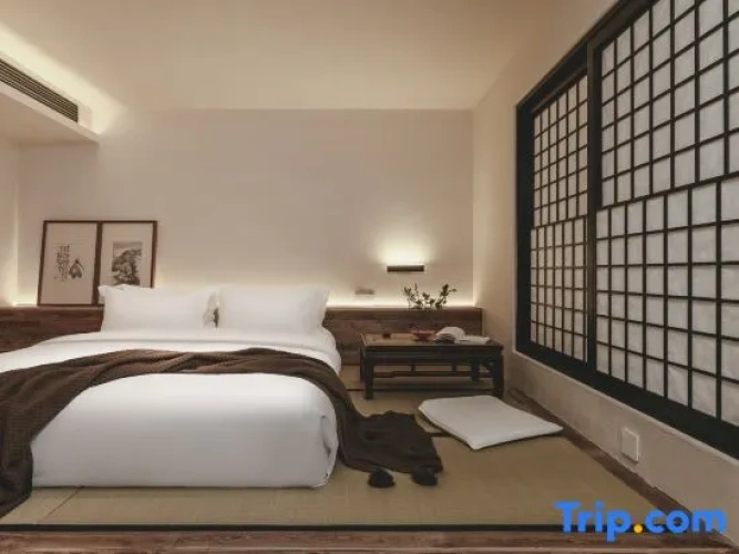 Standard Double room with mountain view
