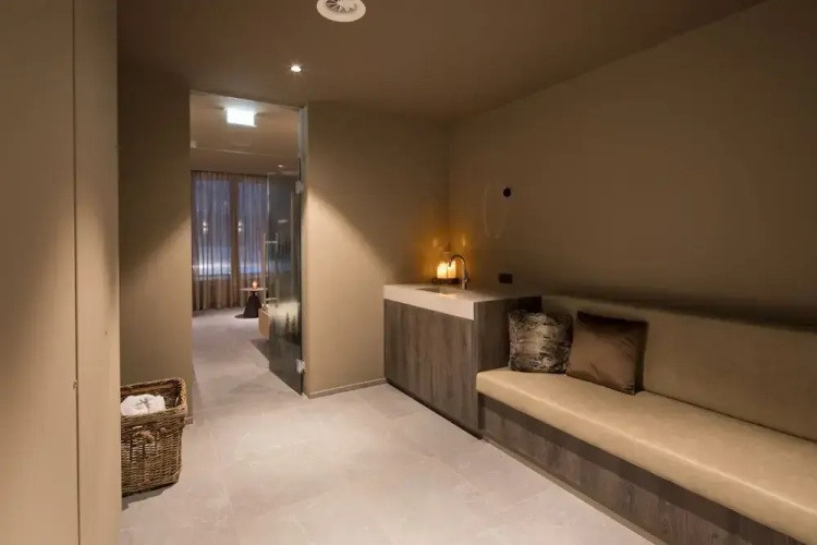Superior 1-bedroom Apartment