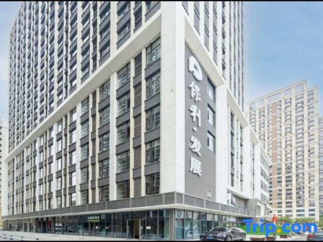 Qihaipan·Apartment Hotel (Dalian Venetian Shuicheng Gangdong Fifth Street)