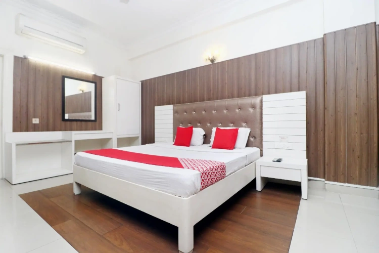Standard Suite