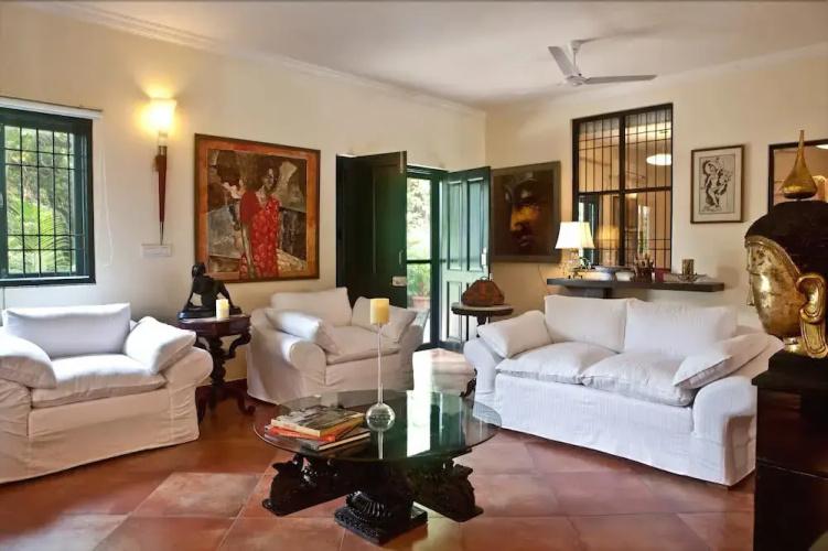 1265 Crescent Villa