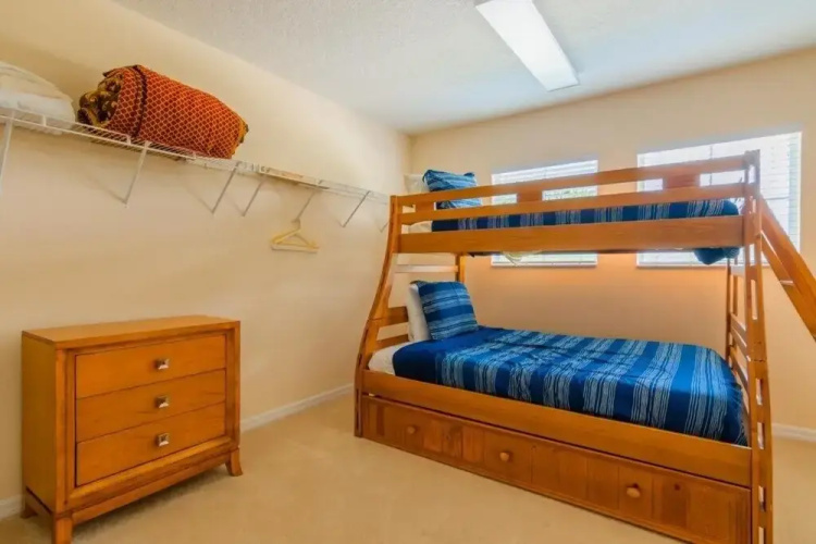 Walt's West Haven Vacation Home 5 Bedroom Home by Redawning