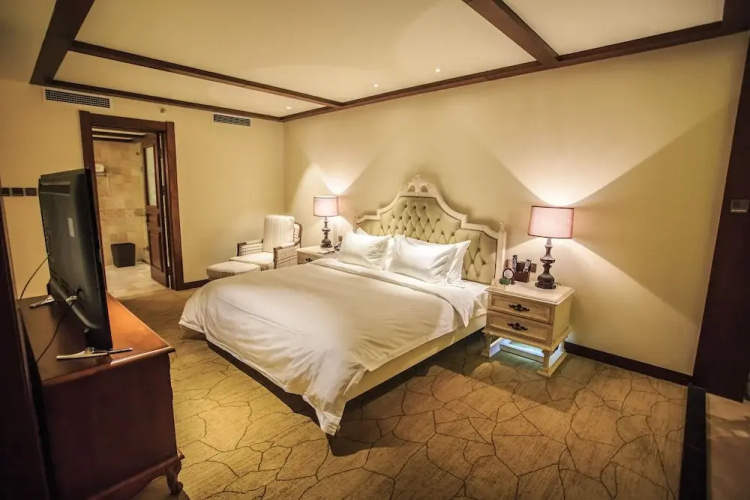 Orenda Teton Hotel