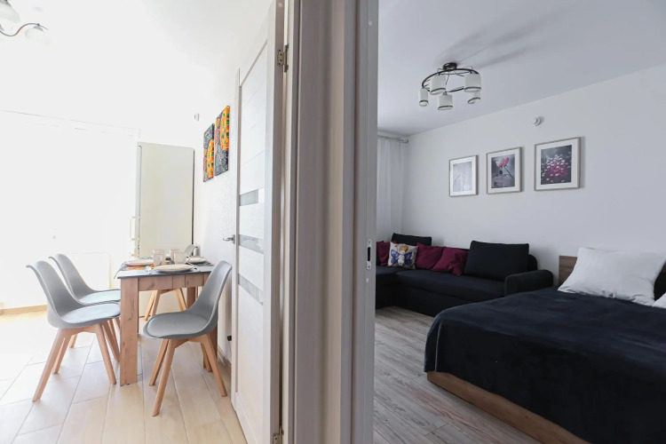 Фотография номера квартиры SunSet (СанСет) на улице Героев Донбаса 10