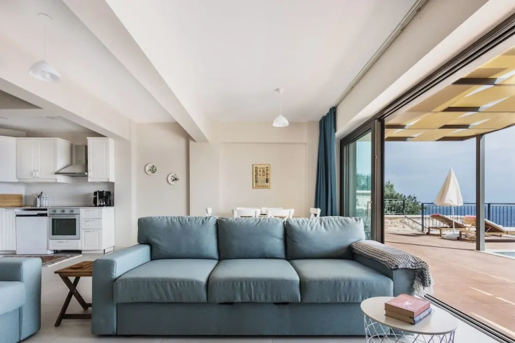 Deluxe Villa