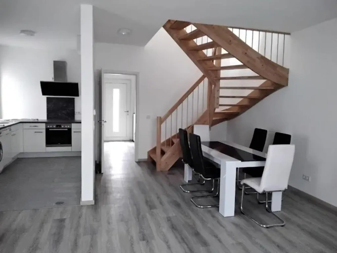 3 Bedrooms Cottage
