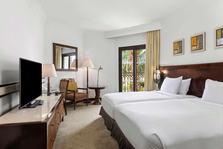 Hilton Luxor Resort & Spa