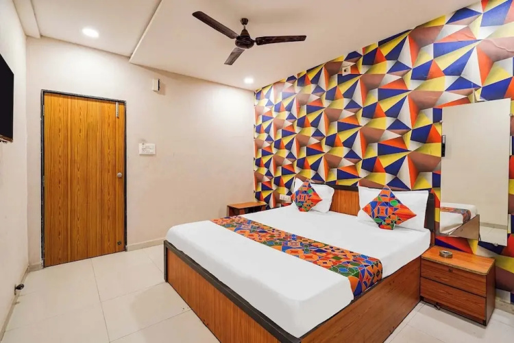 Fabhotel Krishna Inn