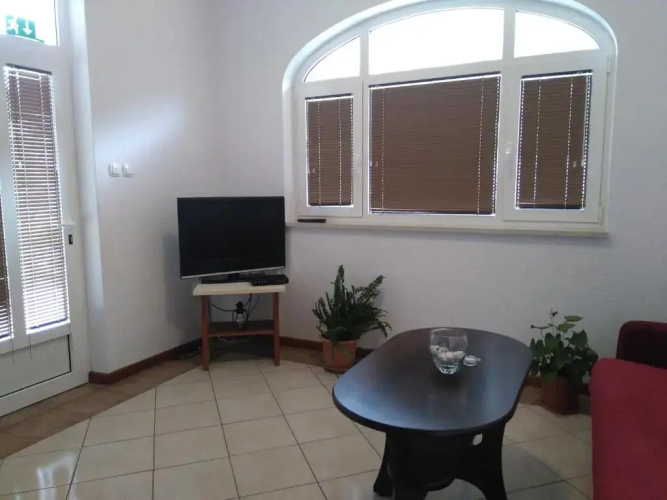 Dora Apartment
