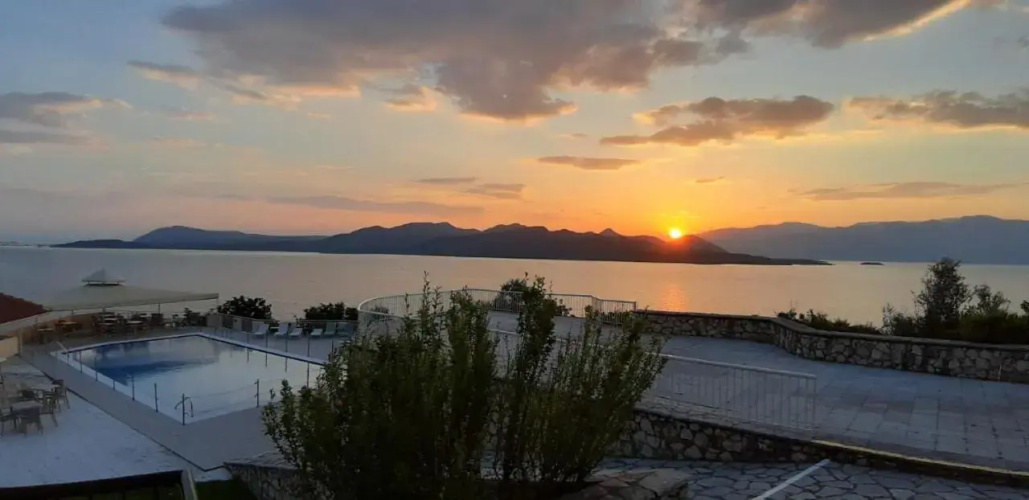 Sunrise Hotel Nikiana Lefkada