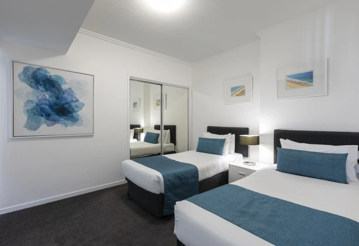 2 Bedrooms Standard Family room