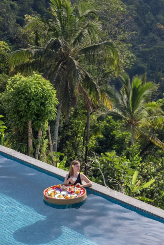 Tapa Agung View