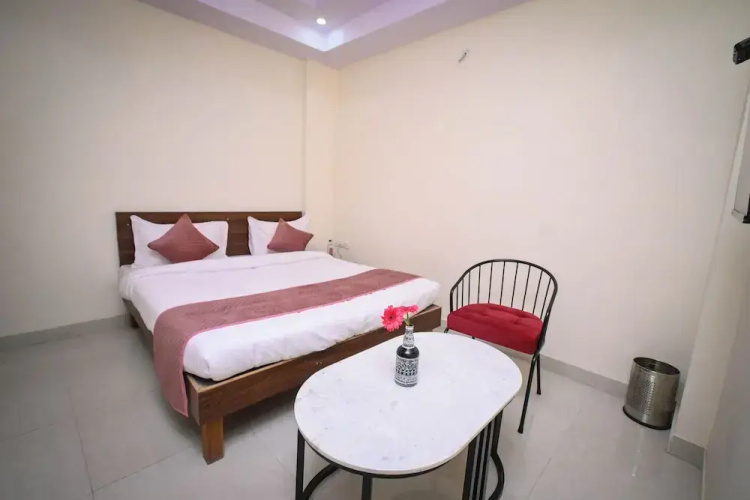 Raj Residency