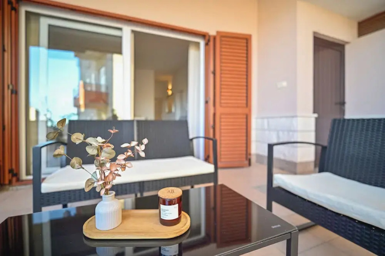Ami Aparment Strožanac