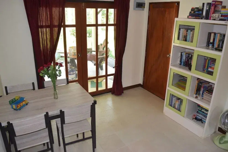 Manora Garden B & B