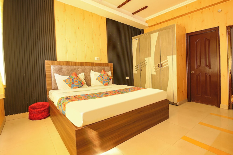 Fabhotel 9 Palm