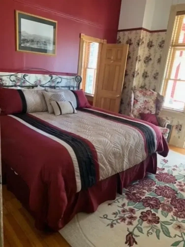 Deluxe Double Suite