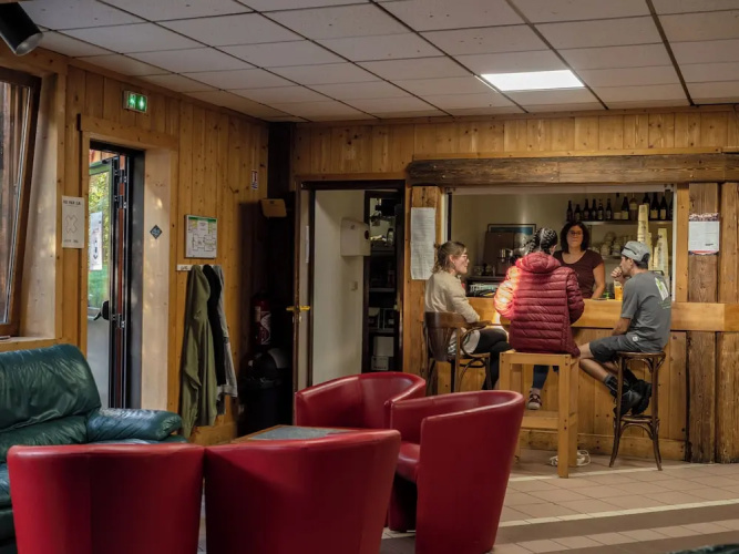 Auberge De Jeunesse HI Chamonix photo 16