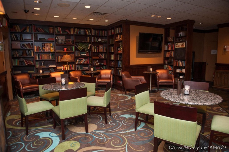 Radisson Philadelphia Northeast photo 9