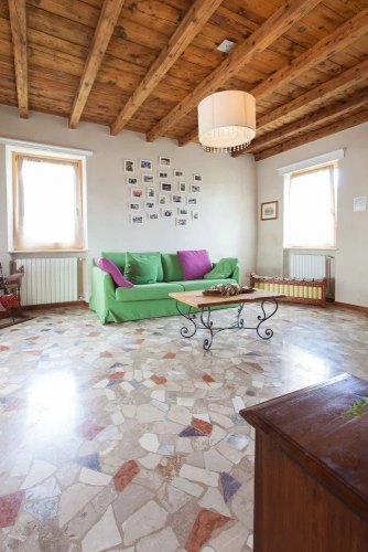 4 Bedrooms Cottage