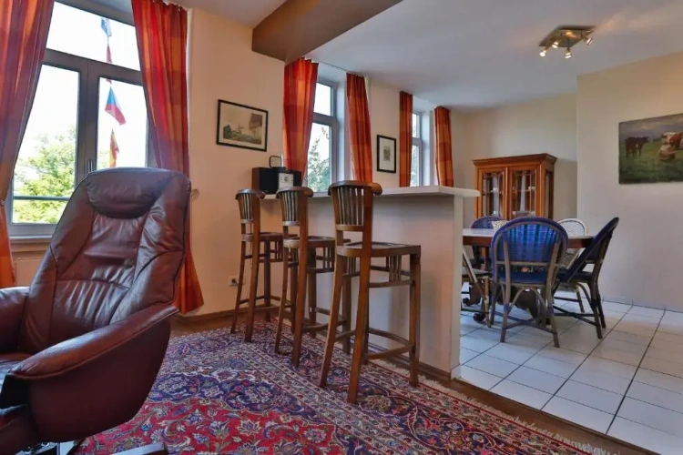 1 Bedroom Apartment with river view