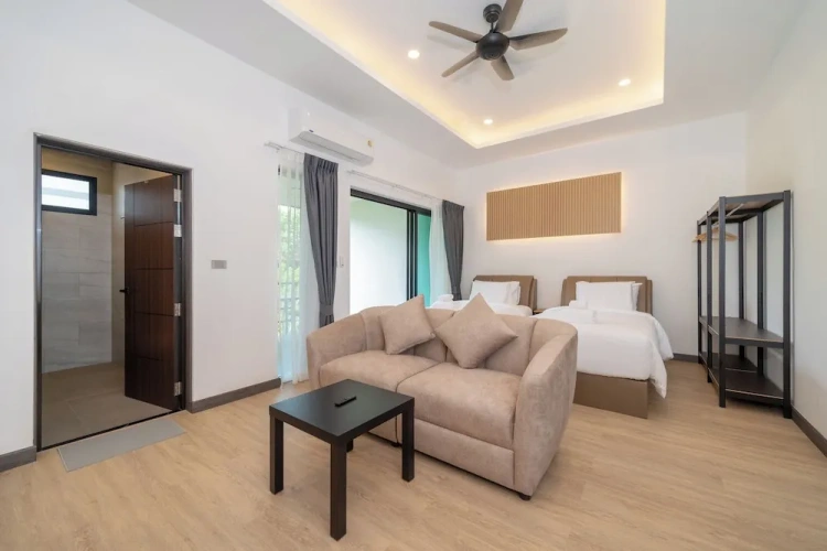 Deluxe Twin room with garden view