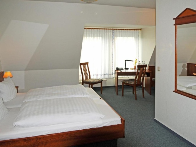 Business Triple room